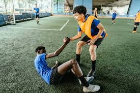 欧冠积分榜分析：各队晋级形势紧张,